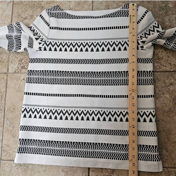J. Jill Long Sleeve Boat Neck Geometric Stripe Top Size XS - Picture 6 of 8